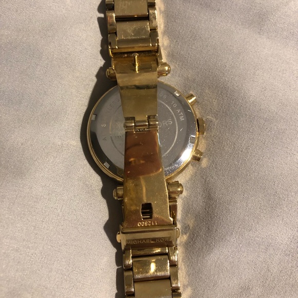 MICHAEL KORS Parker Women’s Yellow Gold Watch - Picture 7 of 8